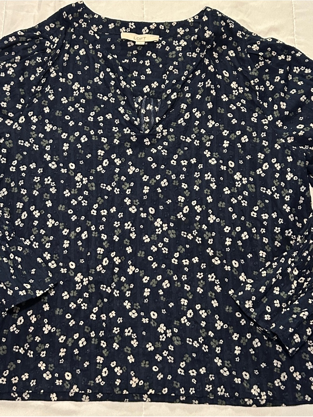 LOFT Womens Large Navy Blue Ditsy Floral Clip Dot Long Sleeve Blouse Top Cotton - Picture 2 of 12